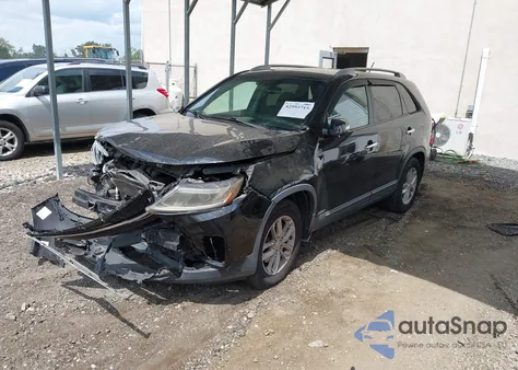 2014 Kia Sorento Lx z USA, uszkodzony, nr VIN 5XYKTCA62EG544747